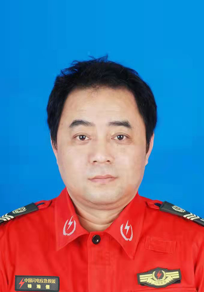 穆瀚儒（支部书记）